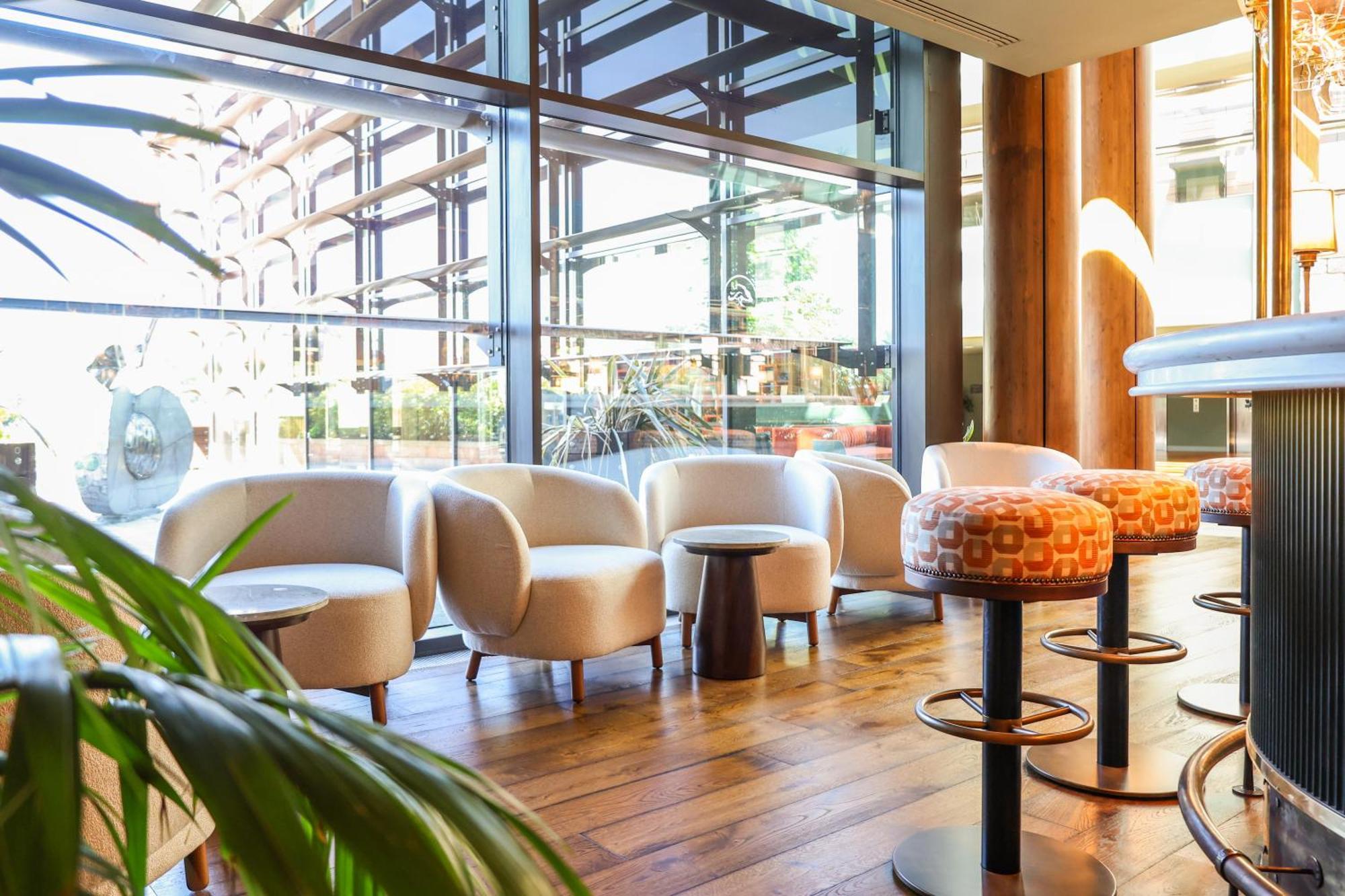 The Orchard & Restaurant Hotel